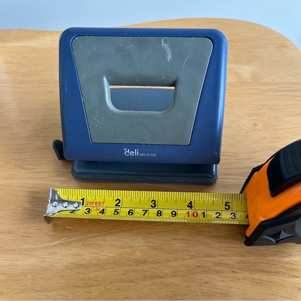 4/$25 ❤️Vintage Blue Deli 2 Hole Paper Punch
